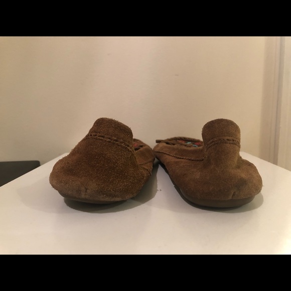 Minnetonka beaded moccasins - Picture 4 of 7